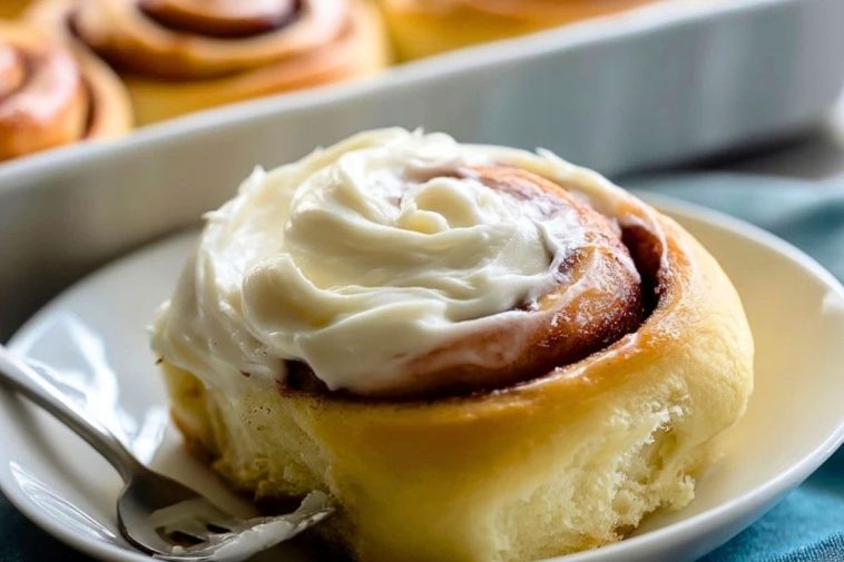 Cream Cheese Frosting for Cinnamon Rolls