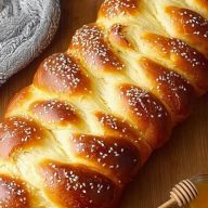 Soft And Buttery Challah Bread