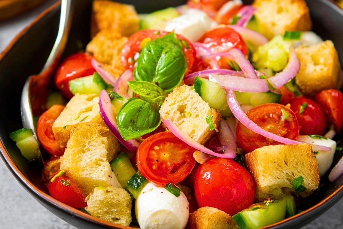 Classic Panzanella with Mozzarella