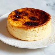 Easy Cottage Cheese & Yogurt Egg Cheesecake