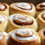 Fat-Free Greek Yogurt Cinnamon Rolls